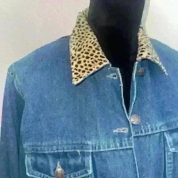 Shaver Lake Denim Jacket Leopard Cheetah Velvet Boho Patchwork - Picture 3 of 8